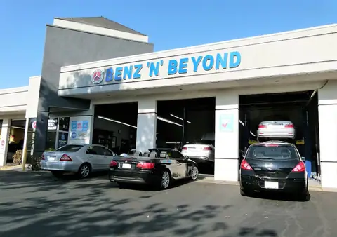 BENZ N' BEYOND in Lake Forest