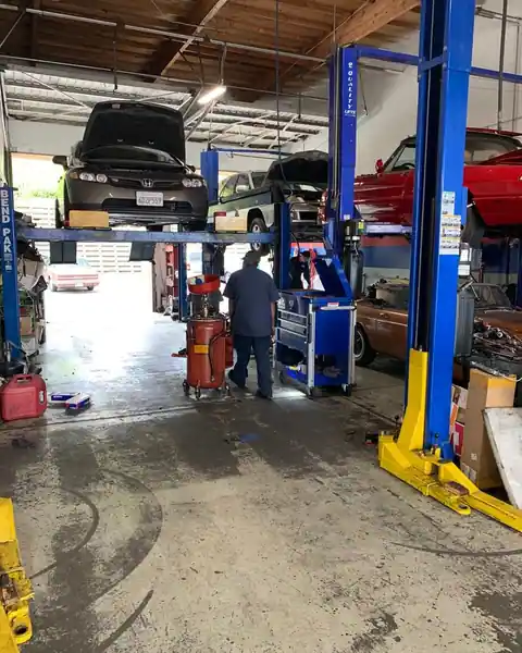 V-Tech Automotive in Lake Forest