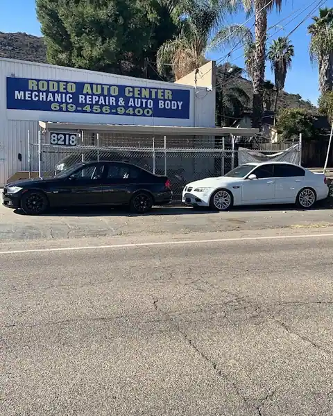 Rodeo Auto Center in Lakeside