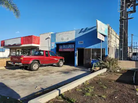 Broadway Smog Center in Lemon Grove