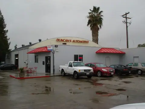 Duncan's Automotive in Lincoln