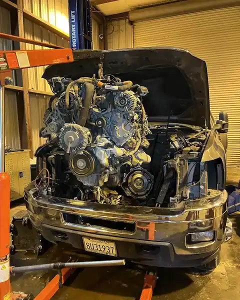 Waldo's Auto Works LLC in Live Oak
