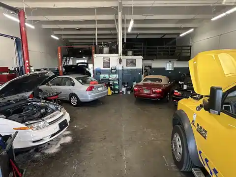 Car4nia Shop in Livermore