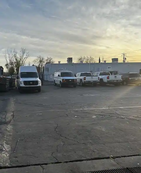 Phil's Auto and Fleet Repair in Lodi