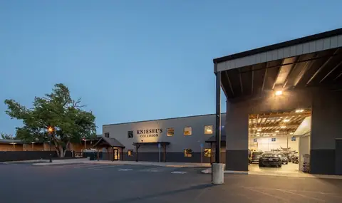 Kniesel's Collision - Specialized in Loomis