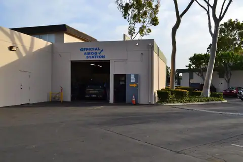 California Smog Center in Los Alamitos