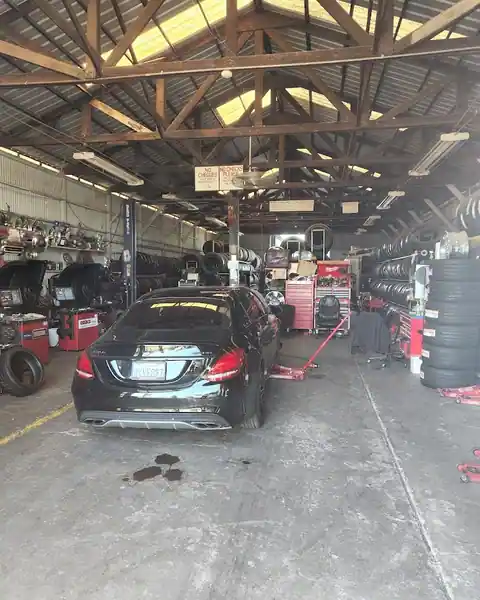 Carlos' Tire Shop in Los Banos