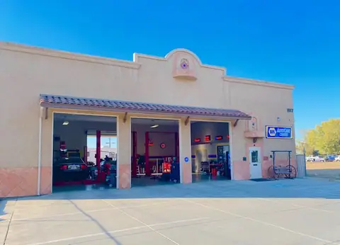 Young's Automotive Inc. in Los Banos