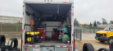Pedro's roadside services in Madera