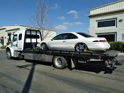 TERANS TOWING & MINOR REPAIR in Madera