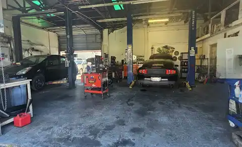 LE AUTOMOTIVE in Manteca