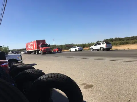 In & Out Tires and Batteries in Marysville
