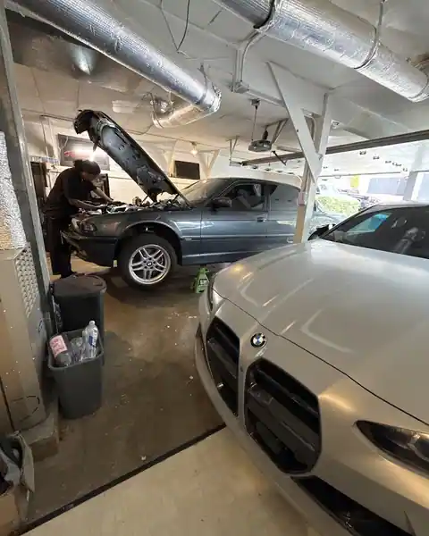 Maximus Euro Werks in Menlo Park