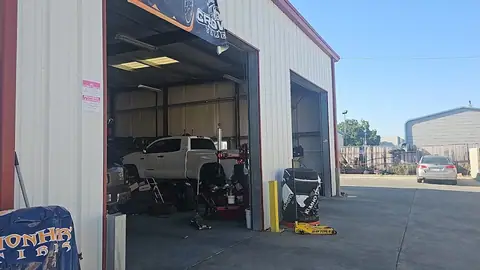 Crown Tires LLC in Merced