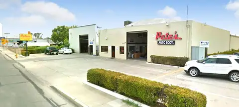 Pete's Auto Body in Merced
