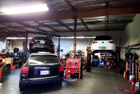 Santos Automotive Repair in Milpitas