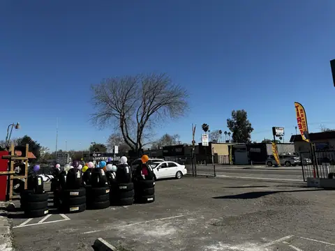 MODESTO TIRES & WINDSHIELDS in Modesto