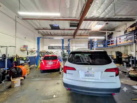 AK Auto Repair in Mountain View