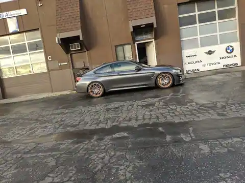 Autobahn Motorsport Haus in Mountain View