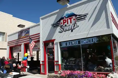 The Pit Stop in Mt Shasta