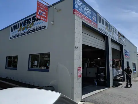 Universal Auto in Napa