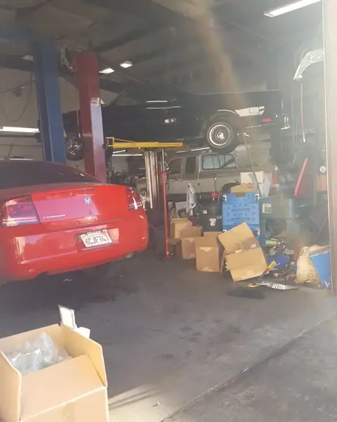 Zeller's Auto Repair in Napa