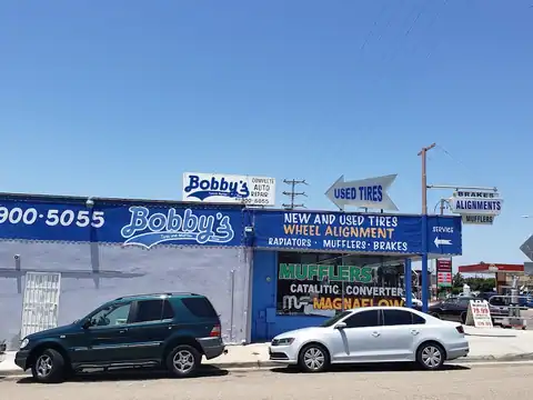 Bobby's Tires and Muffler Shop in National City
