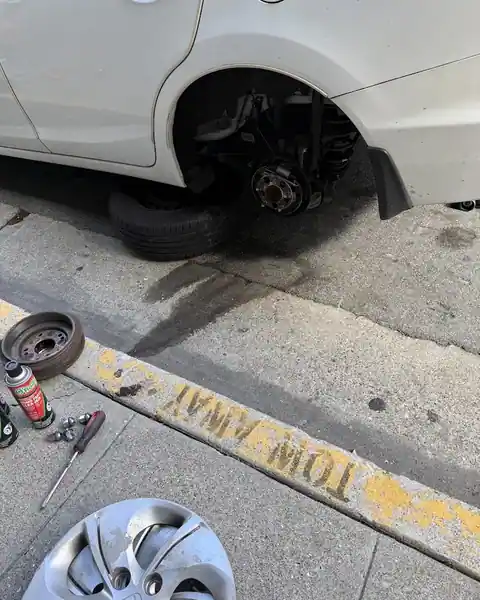 Pavement Auto Care - Mobile Mechanic in Newark