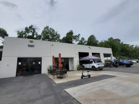 Automax Service Center in Newport Beach