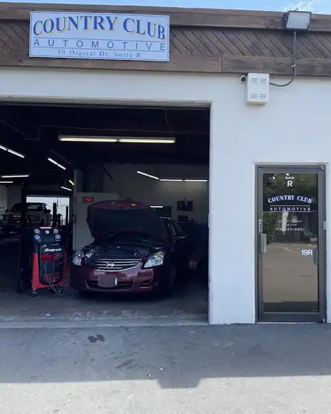 Country Club Automotive in Novato