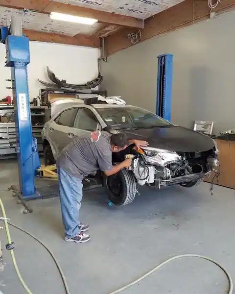 Fernando's Auto Body in Novato