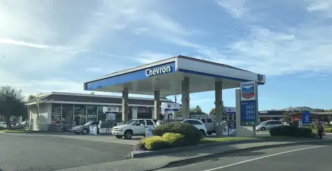 Ron Cromwell Chevron Star Smog in Novato