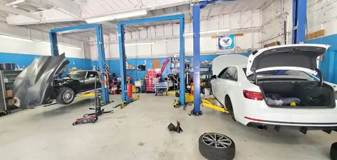 Vale Auto Repairs in Novato