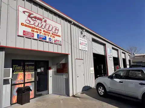 Tom's Star Smog Auto Repair Registration Services in Oakdale