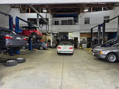 AG Precision Motors LLC in Oakland