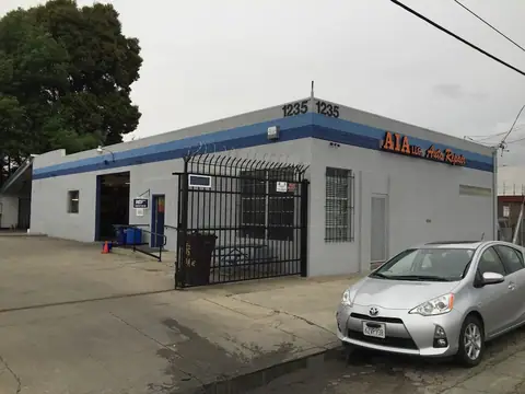 Alameda Import Automotive LLC in Oakland