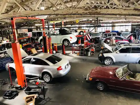 E R Transmission in Oakland