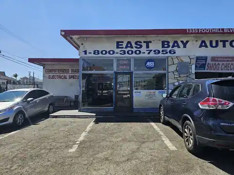 East Bay Auto Repair & Towing in Oakland