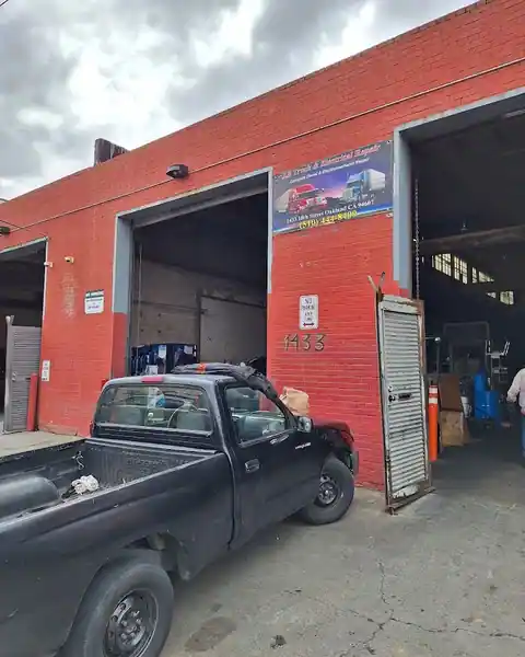 J B Truck Electrical Repair in Oakland