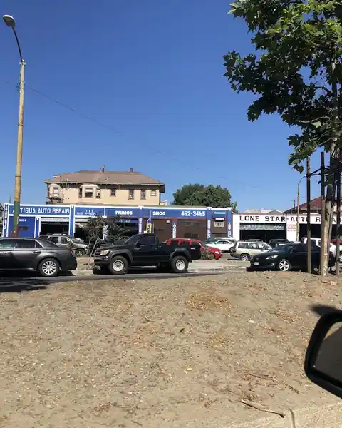 Lone Star Auto Repair in Oakland