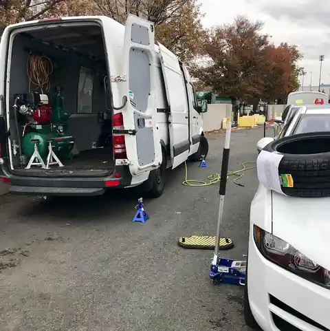 MOBILE TIRE SERVES BAY AREA in Oakland