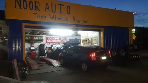 NOOR AUTO TIRES & WHEELS near Oakland