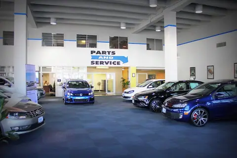 Volkswagen of Oakland in Oakland