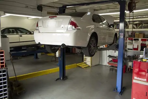 D & J Auto Doctors in Oceanside