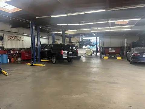 Batavia Auto Repair in Orange