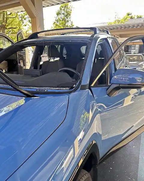 Executive Auto Glass in Orange