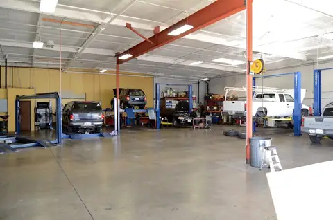United Automotive Service in Orange