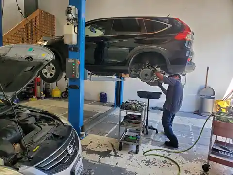 Yancor Auto Mechanic Shop in Orange