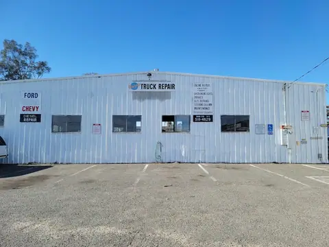Harris Truck INC. in Orland