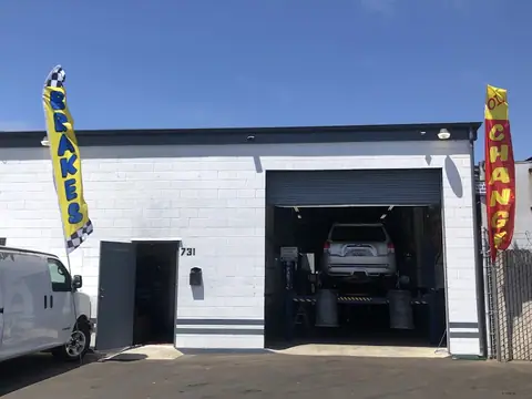 Mr. Bee's Tires in Oxnard